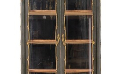 Meuble vitrine baroque