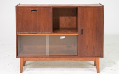 Mid Century Modern Cocktail Cabinet / Bookcase