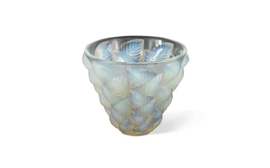 Moissac, an R. Lalique opalescent glass vase