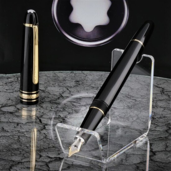 Montblanc - Fountain pen - Meisterstuck Pix 146 - Black 14K Gold Nib 4810 - Polished & Cleansed New Condition of 1