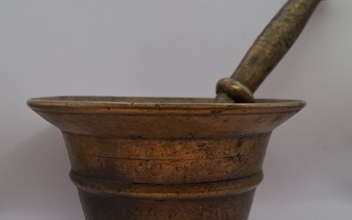 Mortar and pestle - Bronze