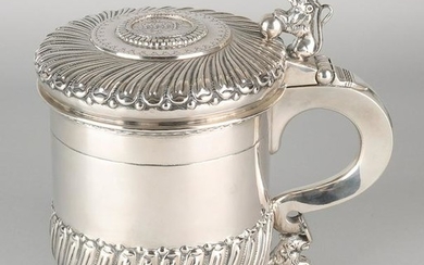 Nice large silver tankard, 830/000. so-called Humpen