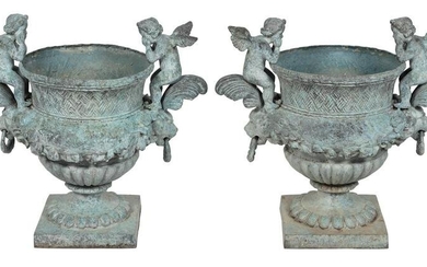 PAIR OF CAST IRON GARDEN URNS Second Half of the 20th