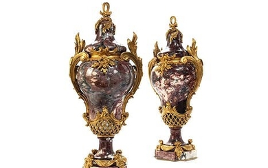 Paar Louis XV-Deckelvasen