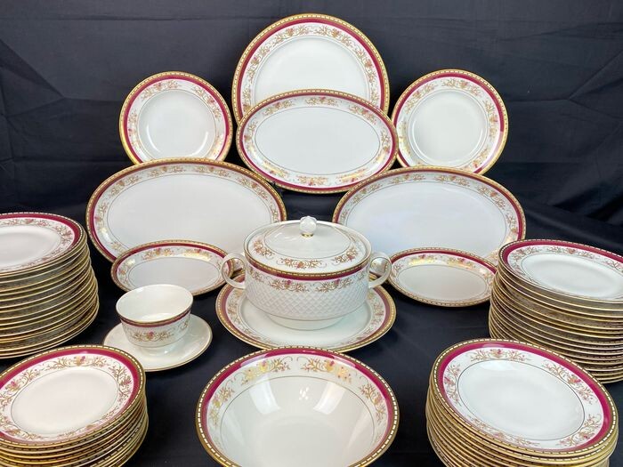 Reichenbach Fine China Made gdr - Dinner set for 12 (65) - Porcelain