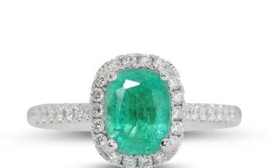 Ring - 18 kt. White gold - 2.10 tw. Emerald - Diamond