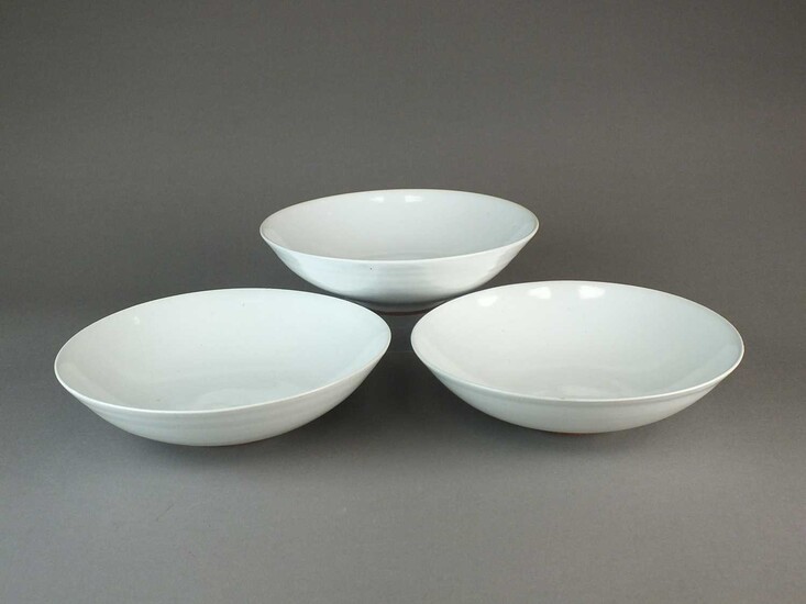 Rupert Spira (b.1960), three footed bowls