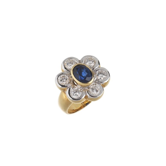 SAPPHIRE AND DIAMOND FLOWER-SHAPED RING IN 18KT TWO TONE GOLD