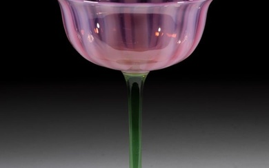 STEUBEN ORIENTAL POPPY OPALESCENT ART GLASS CHAMPAGNE