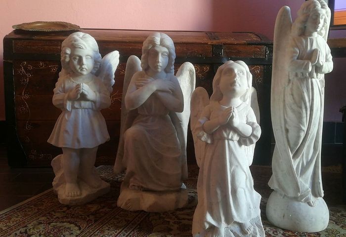 Sculpture, Angels (4) - Marble - Late 20th century