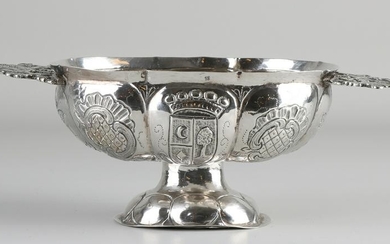Silver brandy bowl, 833/000, oval lobed model decorated