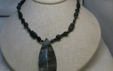 Southwestern Banded Agate Beaded Necklace, Gray/Black