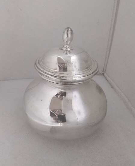 Sugar bowl, Large size covered box- .800 silver - Zaramella - Padova- Italy - Late 20th century
