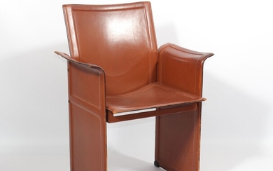 Suite de 12 chaises Matteo Grassi en cuir patine brune