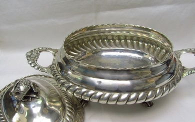 Tureen - .915 silver - 1.200 gr. - Spain - Early 20th century