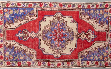 Turkish Flat Weave Wool Floral Rug (7'9" X 4'7")