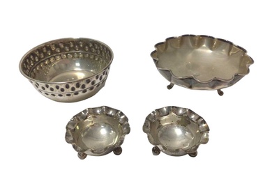 Two continental silver bowls marked 925, together with a pair of Edwardian silver salts