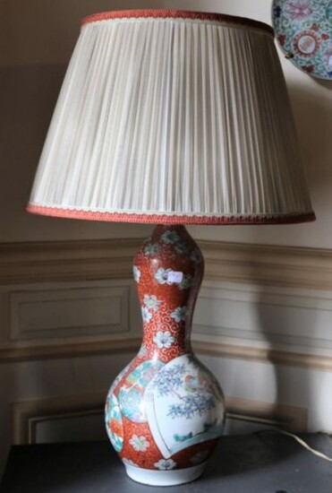 Vase monté en lampe en forme de coloquinte... - Lot 119 - Art-Valorem