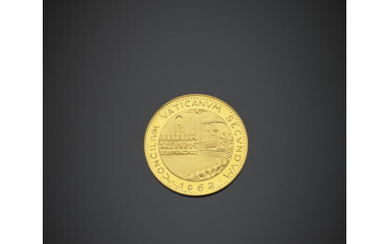 Vatican commemorative coin, g 4.92, diam. cm 2. In original boxRead more