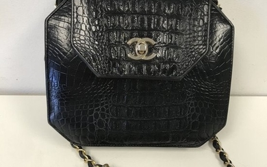 Vintage Chanel Black Leather Purse/Handbag