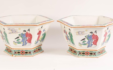 iGavel Auctions: Pair of Chinese Porcelain Hexagonal Jardiniere ASH1