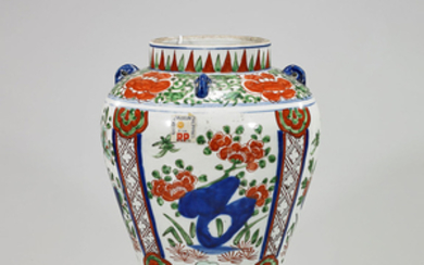 Antique Chinese Wucai Enameled Porcelain Jar