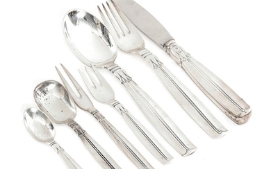 “Lotus”. Silver cutlery. Manufactured by Horsens Sølvvarefabrik a.o. Weight excl. parts with steel app. 1799 gr. (62)