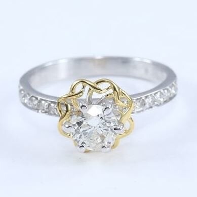 18 K White & Yellow Gold Solitaire Diamond Ring