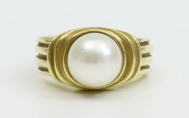 18K PEARL SOLITAIRE RING