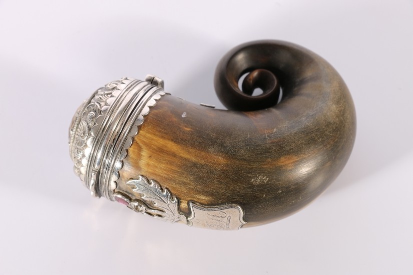 19th century Scottish silver metal mounted snuff mull, the h...
