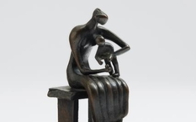 Henry Moore, Maquette for Mother and Child with Apple