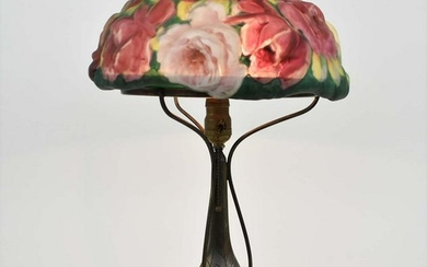 PAIRPOINT PAINTED PUFFY ROSE BOUQUET GLASS TABLE LAMP