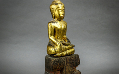 Southeast Asian Gilt Wood Seated Buddha