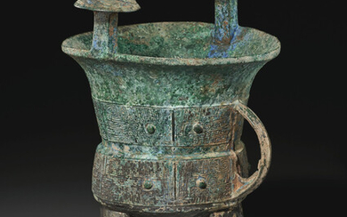 A BRONZE RITUAL TRIPOD WINE VESSEL, JIA, MID-SHANG DYNASTY, 13TH CENTURY BC