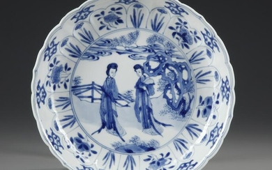 A CHINESE BLUE AND WHITE PLATE, KANGXI PERIOD (1662