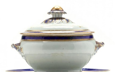 A Chinese Export Blue Enamel and Gilt Soup Tureen with