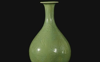 A Chinese Longquan incised celadon-glazed bottle vase