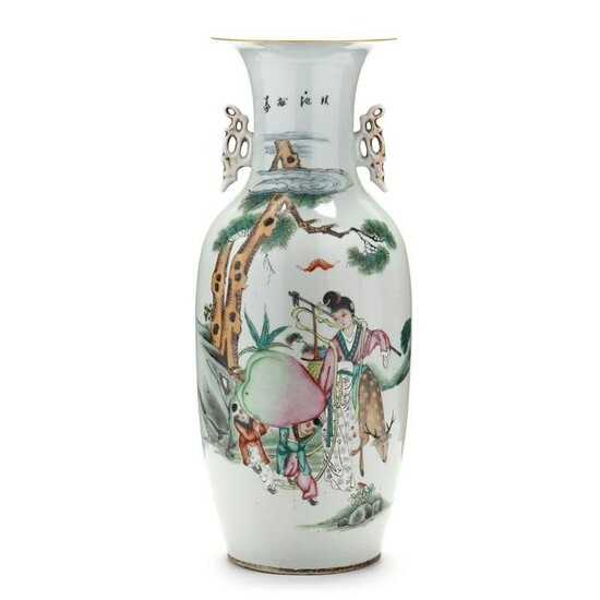A Chinese Porcelain Tall Vase