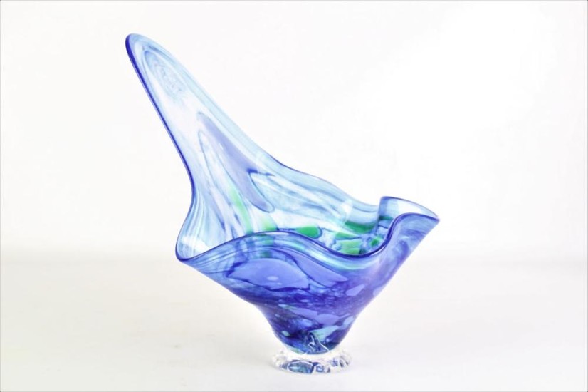 A Large Art Glass High Back Vase (H 32cm)