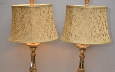 A PAIR OF CLASSICAL STYLE TABLE LAMPS WITH GILT AND MIRRORED FINISH AND EMBROIDERED SHADES (105H CM) (LEONARD JOEL DELIVERY SIZE: ME...