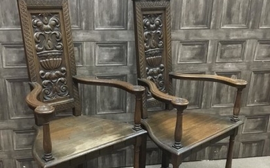 A PAIR OF WALNUT CAQUETOIRE CHAIRS OF 16TH