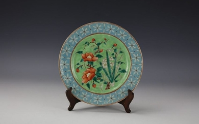 A Qing Dynasty Famille Rose Porcelain Plate with Ji