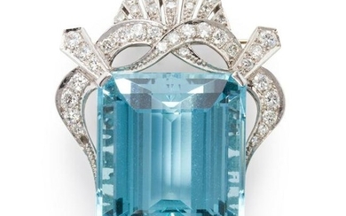 A Retro aquamarine, diamond and platinum pendant brooch