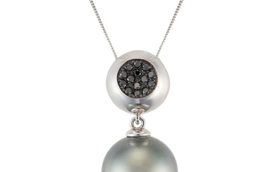 A TAHITIAN PEARL AND BLACK DIAMOND PENDANT NECKLACE in 18ct white gold, the pendant set with a