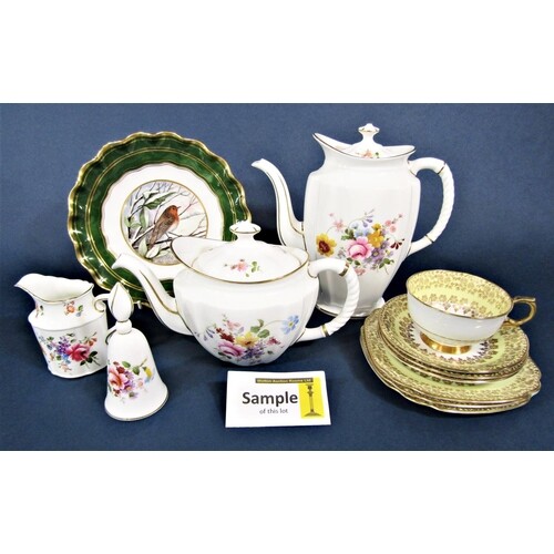 A collection of Royal Crown Derby - Derby Posies pattern war...