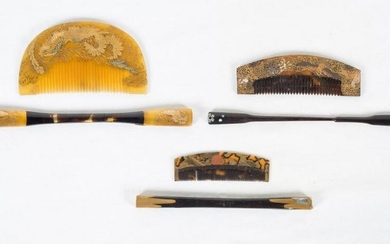 A set of three Japanese combs and pins. Edo period and
