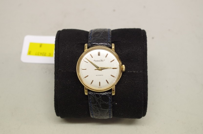 A vintage IWC 18ct yellow gold automatic wristwatch, 33mm, C...