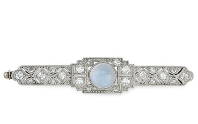 AN ART DECO MOONSTONE AND DIAMOND BROOCH, EARLY 20TH