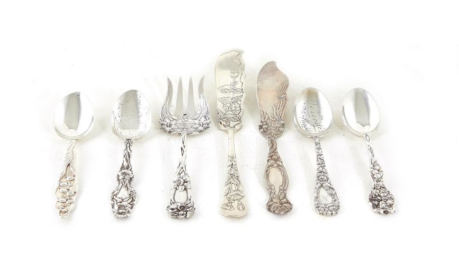 American silver floral pattern flatware and serving pieces (7pcs)