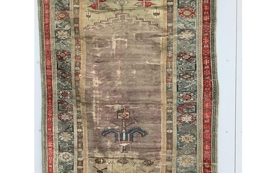 An antique Turkish prayer rug, 168 x 111cm